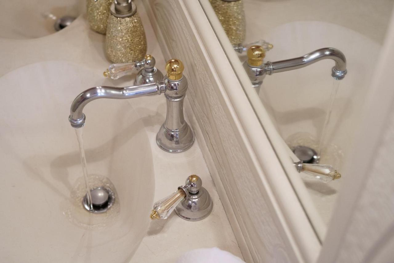 ברונטה Caffetteria Luca Suite & Rooms מראה חיצוני תמונה