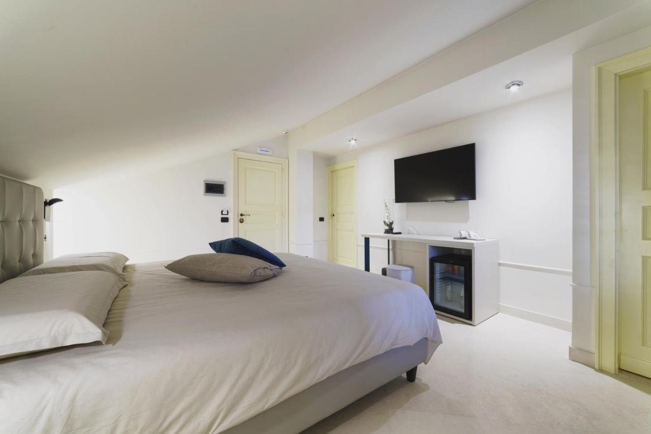 ברונטה Caffetteria Luca Suite & Rooms מראה חיצוני תמונה