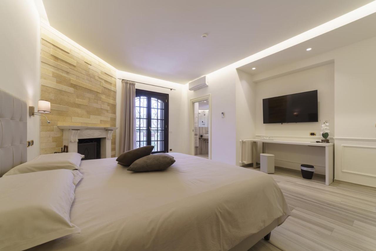 ברונטה Caffetteria Luca Suite & Rooms מראה חיצוני תמונה